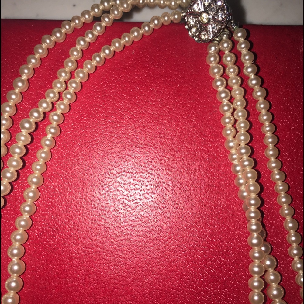 Necklace - Picture 2 of 2